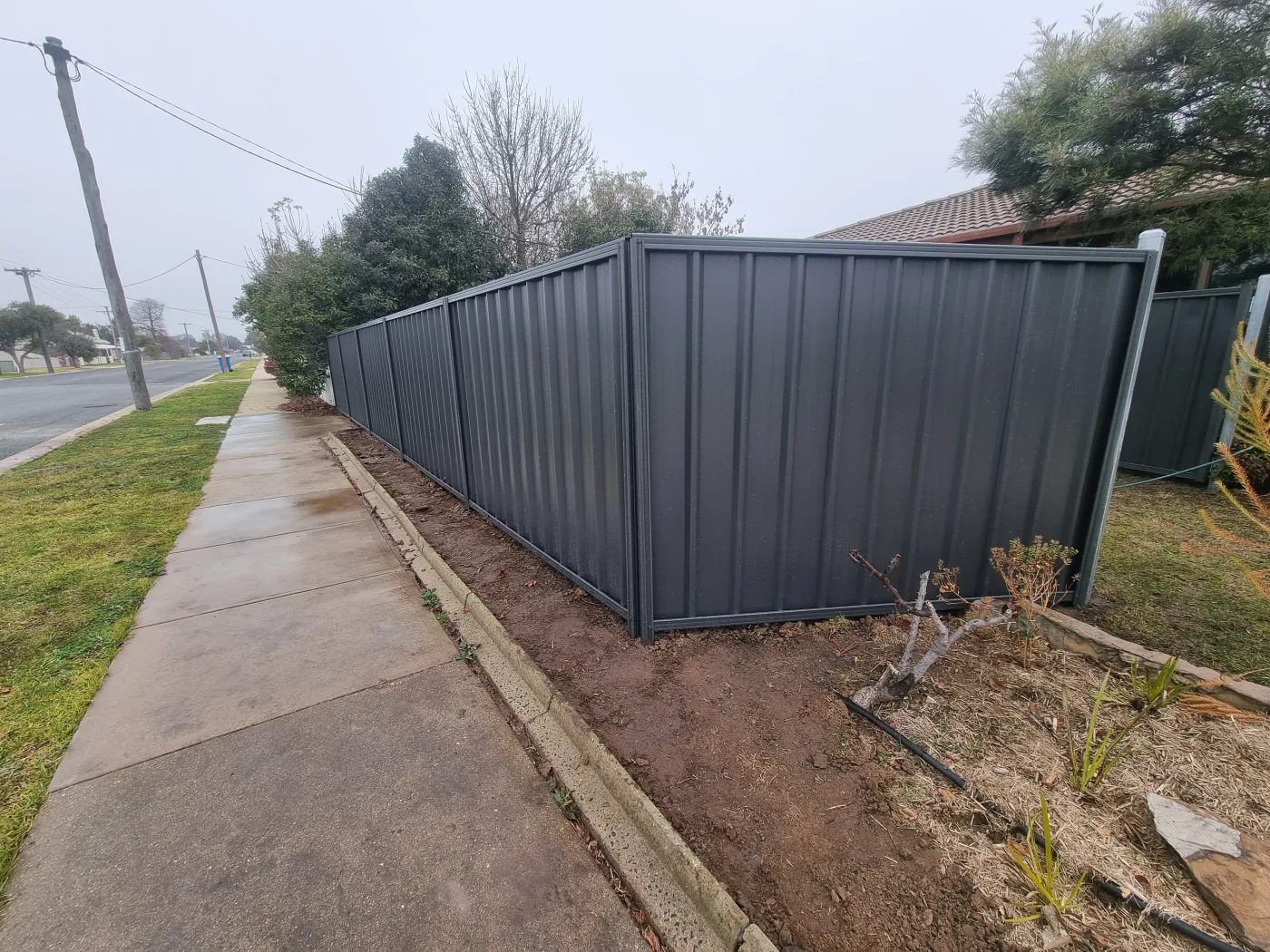 Fencing installation project