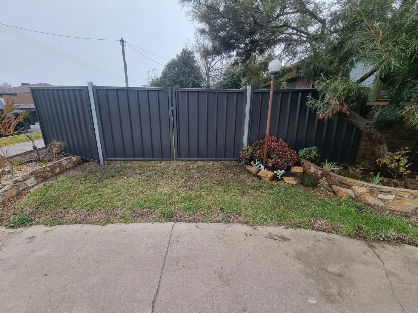 Fencing installation project