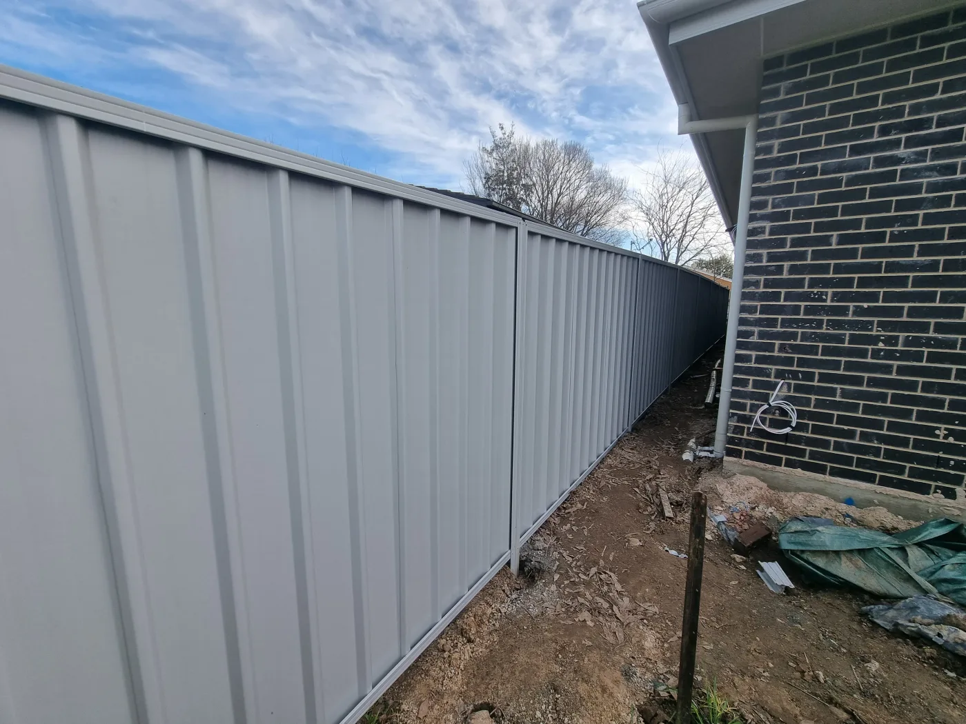 Fencing installation project