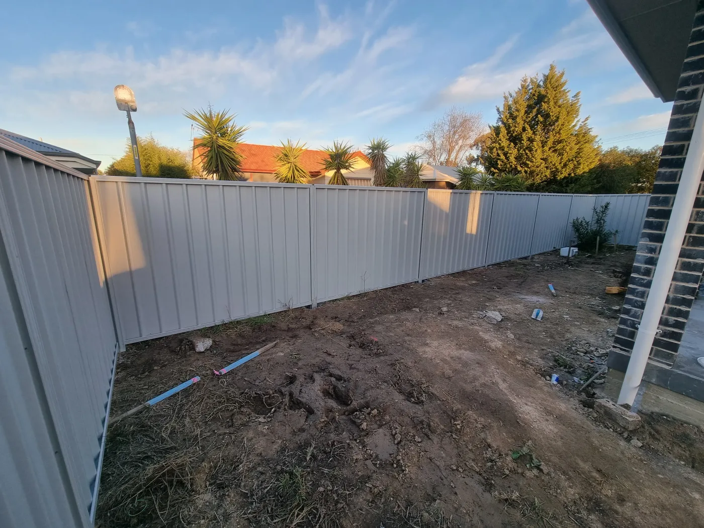 Fencing installation project