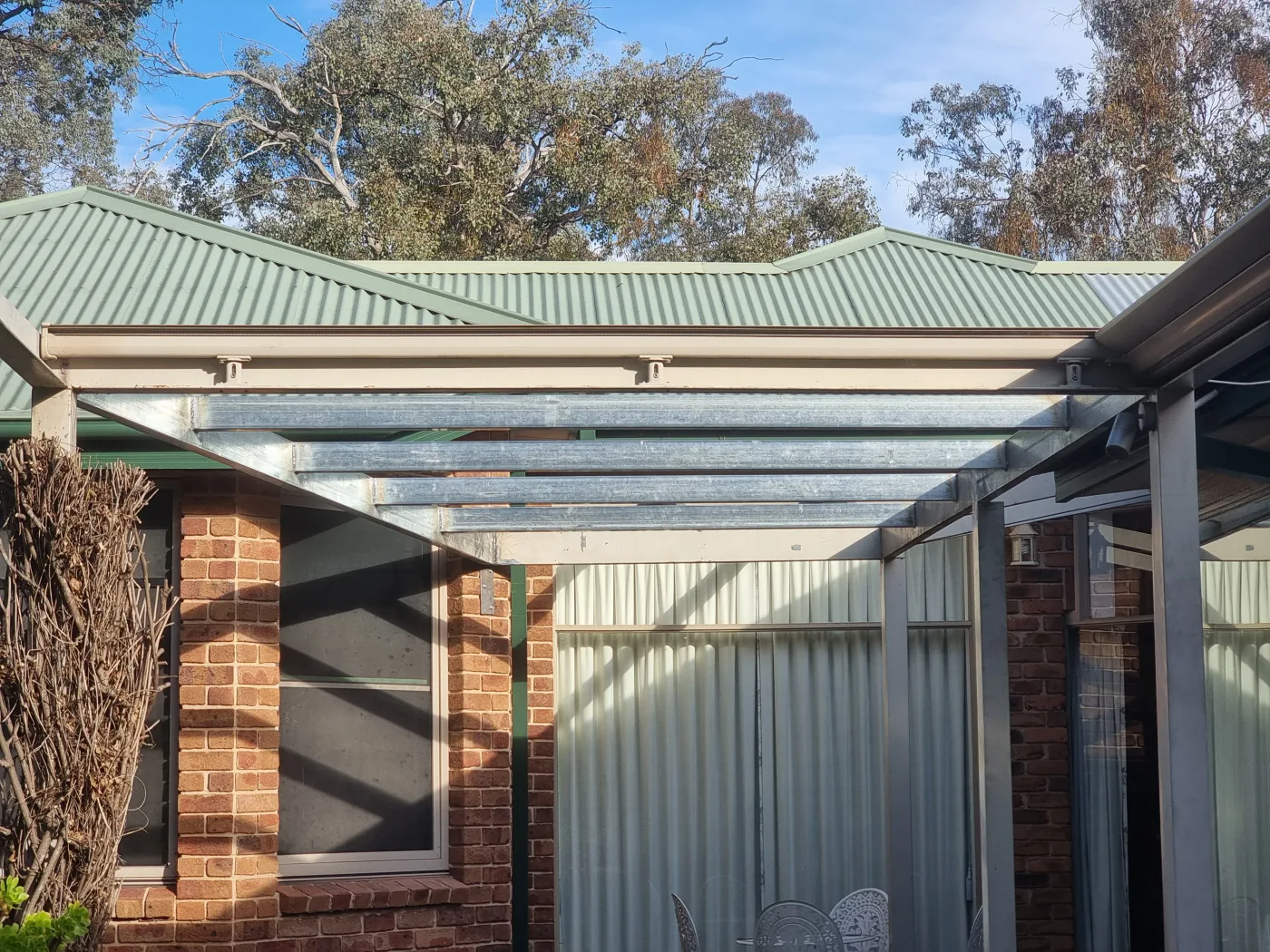 Fencing installation project