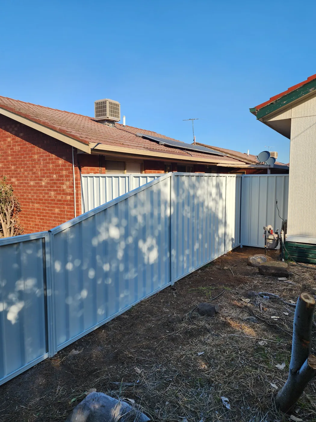 Fencing installation project
